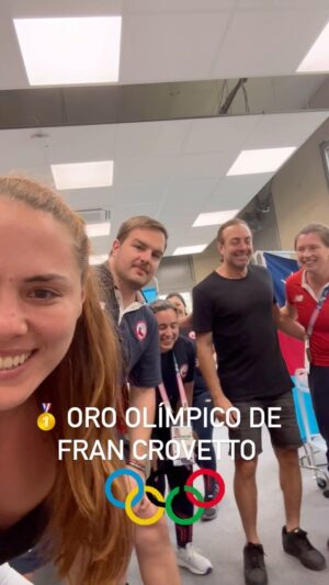Natalia Ducó Instagram - 🥇 ORO OLÍMPICO DE LA MUJER MÁS GRANDE DEL DEPRTE CHILENO @fran.crovetto 🇨🇱

Historia señores! Esto es lo más grande que hay! 

FRAN ES ORO OLÍMPICO!

MUJER
CHILENA 
ORO

@massunico 
@estebanbustoschi 
@mindepchile 
@indchile 
@teamchile_coch