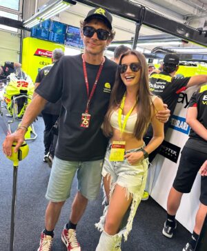 Natalia Janoszek Instagram - @motogp with @vr46racingteam 🇦🇹 #austriangp