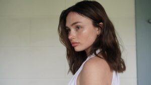 Natalie Alyn Lind Instagram - different roots