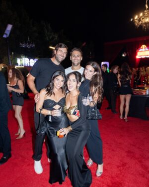Natalie Mariduena Instagram - hostess w the mostesss