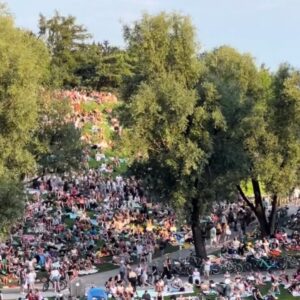 Natalie Peterson Instagram - MUNICH! Never did I think I would get to perform for an artist that could not only sell out a stadium of 75,000 people but ALSO fill the entire hill behind the stadium with 50,000 more. Thank you for showing up and closing out our time in Germany in such a memorable way. We had the time of our lives with you 💜

#erastourmunich #tstheerastour #munich #germany #erastourdancers #1989 #style #ttpd #sohighschool