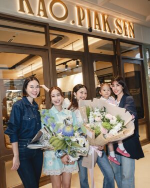 Natapohn Tameeruks Instagram - Thank you so much for all of your supporting @kaopiaksen.bkk #AllDayVietnamese