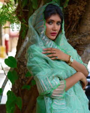Natasha Majhi Instagram - Real beauty lies in wearing colourful salwar suits 🌷🌷 
.
.
Green suit by : @vredevogel 
📸 : @_yogeshyadav_13 
Asst by : @rdx_shivshankar_yadavanshi @jitendra5440yadav 
Management team : @kailashproductions 
Styling by : @stylist_natty

#somamajhiofficial #trendingsuit #trendingsuits #designersuit #fashionsuit #bridalsuit #latestsuits #designersuits #suit #onlinesuits #suitsforwomen #designerkurti #onlinesuit #suitsforladies #suitsforwomens #designerwomenswear #designerdressesforwomen #latestsuit #latestsuitsonline #trendingwomensfashion #fashionsuits #onlinesuitsinindia