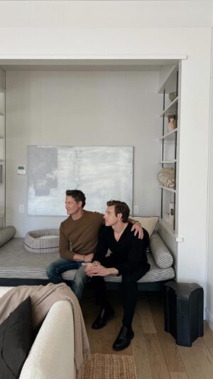 Nate Berkus Instagram - On set with @petsmart, making friends and collecting ….fur. #AnythingForPets 🐈 😆 🐕