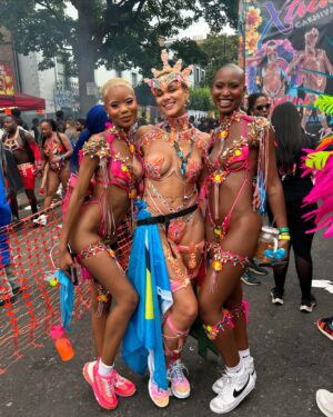 Nathalie Emmanuel Instagram - CARNIVAL WE LOVE YOU! 

airam_tribe x @iamxtreme_carnival for @nhcarnivalldn wearing @tiffanni_t’s BEAUTIFUL costumes. THANK YOU!

Jumping with your crew, jumping with new friends, connecting to the culture, whinin’ up your waist, and TAKING UP SPACE. Carnival was always about resistance, defiance and liberation! I could cry at the joy and love that I experience at carnival every year… and by the way… 🗣️WE’RE NOT GOING ANYWHERE! 

Stay BeYOUtiful… until next year 🥲🥹 🇱🇨🇩🇲#NottingHillCarnival2024 #Day2 #airamtribe@#XtremeCarnival #LucianCarnival #itsinmydna #proud