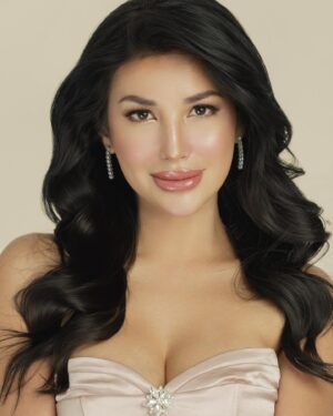Nathalie Hart Instagram - Unbothered