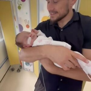 Nathaniel Wood Instagram - Arla ❤️ 

One step closer to coming home. 

My girl was born a fighter , whenever life gets tough I’ll remember what she went through. 

❤️