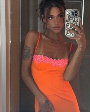 Nathanya Sion Instagram - About last Night 🧡