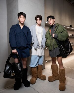 Nattawat Jirochtikul Instagram - @balenciaga 

#Balenciaga 
#BalenciagaEmQuartier