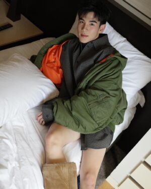 Nattawat Jirochtikul Instagram - @balenciaga
