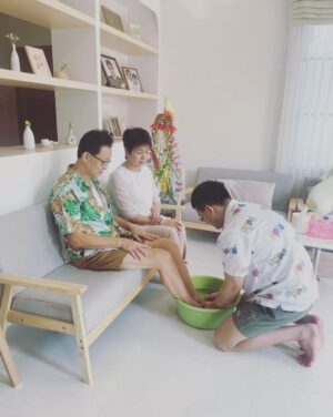 Nattharat Kornkaew Instagram - ขอให้มีความสุขกันทุกคนเน้อในวันสงกรานต์​💦