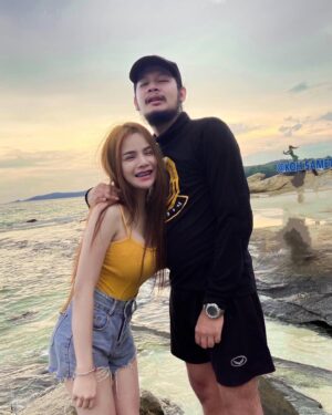 Natthawut Saenyabut Instagram - สวยขยี้ใจ สาวแม่ฮ้างนางหม่ายลูกติด 🫰🏻🥰