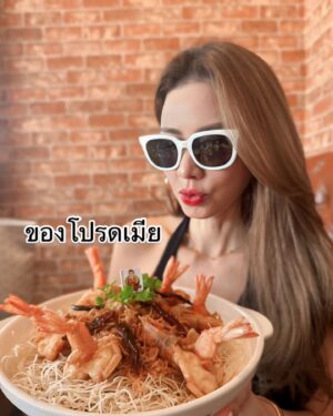 Natthawut Skidjai Instagram - ของโปรดแต่ละคนที่ ครัวพี่ป๋อ เพชรบุรี #กดgooglemapsคำว่าครัวพี่ป๋อเพชรบุรี