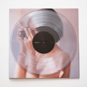 Nawapol Thamrongrattanarit Instagram - (วางขายแล้ววันนี้)
OST. 36 (vinyl edition) 
โดย วุฒิพงศ์ ลี้ตระกูล (desktop error)
ซาวด์แทร็กภาพยนตร์เรื่อง 36 ของนวพล ฉบับไวนิล , ผลิตจำนวน 300 แผ่น / ราคา 1,750 บาท (รวมส่งแล้ว)​ 
บทเพลงจากภาพยนตร์ขนาดยาวเรื่องแรกของนวพล ธำรงรัตนฤทธิ์ (2012) ถูกผลิตในรูปแบบแผ่นไวนิลครั้งแรก (2024) รวมเพลงประกอบเปียโนและกีตาร์จากฝีมือของวุฒิพงศ์ ลี้ตระกูล จากวง desktop error ที่ได้ทำการกลับมาขัดเกลาคุณภาพเสียงอีกครั้งเพื่อผลิตเป็นไวนิลโดยเฉพาะ
ภายในแพ็คเกจประกอบด้วย 
1. แผ่นไวนิล จำนวน 1 แผ่น , 2 side / จำนวน 10 เพลง 
2. แผ่นลีฟเลทรวมภาพ 36 ช็อตจากหนังพร้อมชื่อตอน , สามารถนำไปเข้ากรอบและมองผ่านแสงแดด จะเห็นภาพพร้อมชื่อตอนได้
ผลิตจำนวน 300 แผ่น 
สามารถสั่งซื้อออนไลน์ได้แล้ววันนี้ที่
https://lin.ee/nQ9TNtO
(สแกน QR จากภาพสุดท้ายก็ได้ครับ)
(***แผ่นไวนิลนี้นั้นลิขสิทธิ์เพลง การผลิต และจัดจำหน่ายทั้งหมดเป็นของอ๊อฟ วุฒิพงศ์นะครับ , นวพลจะไม่ได้ดูแลและรับผิดชอบในส่วนของการขายนี้ เราช่วยประชาสัมพันธ์อย่างเดียว - หากมีคำถามใดๆต้องรบกวนสอบถามทางไลน์นี้ของอ๊อฟครับ ***)

for international purchase   shipping 
please contact 36vinyl.official@gmail.com 
(Please note that the delivery cost will depend on the country.)