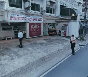 Nawapol Thamrongrattanarit Instagram - Wong Kar-Wai moment in Google streetview .