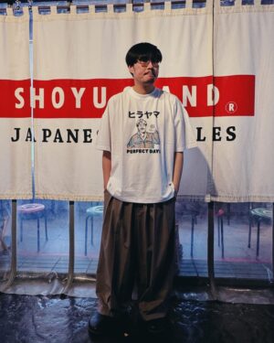 Nawapol Thamrongrattanarit Instagram - 平山 . hirayama tee .
thank you @cinemarise.poster