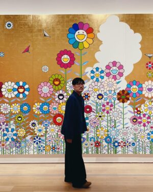 Nawapol Thamrongrattanarit Instagram - in the world of takashi murakami the artist who knows the past , the present and the future at once. His First exhibition in Japan’s public museum in 21 years . His self-written description on his works in the exhibition is fun. He lets us how he thinks while producing the piece , how he deals with the budget , how hard this exhibition get funding - sponsorship and etc. 

it’s especially good to see his sculptor because you can notice small details that you never spot it online. / the great show from the great artist
#kyoto