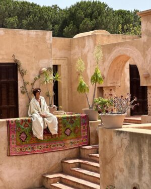 Nawell Madani Instagram - KIMONO #erebya 

Shooting @erebya en famille au @ksar_fawara