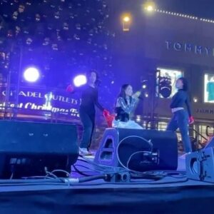 Nayah Damasen Instagram - My Christmas performances from @citadel_outlets & @outletssc ❤️ thank you so much for having me!! 

CHECK OUT my cover of “Last Christmas” on all streaming platforms!!😘

@saydizzle my beautiful choreographer, thank you for caring about this show just as much as I did and putting your all into each performance. Also for doing my hair and makeup for San Clemente ;)
HMU for Citadel: @karissa_symmons 
Photographer: @photosbykathlyn 
Stylist: @thisisme_ladyd