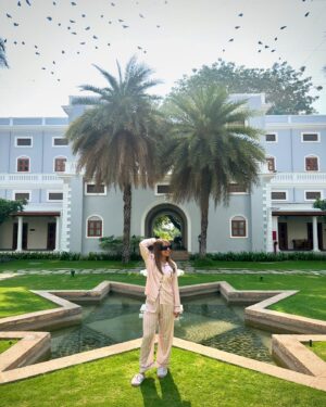 Nayamat Handa Instagram - Livin’ on the bright side ☀️ 

#igtravel #igers #igersindia #instagram #instagood #instadaily #explore #explorepage #exploremore #goviral #trending #explorar #fashion #style #blogger #influencer #artist #fashionista #fashionstyle #fashionblogger #stylefashion #styleblogger #styleinspo #styleinspiration #ootd #ootdfashion #lifestyleblogger #luxurylifestyle #beautifuldestinations #love