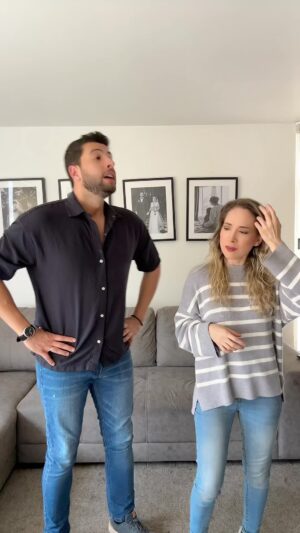 Naydelin Navarrete Instagram - Amores que matan tutorial 

#amoresquematan #sonamores #tutorial #humor #comedy #comedia #viral