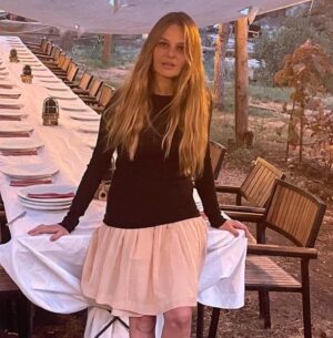 Naz Elmas Instagram - 