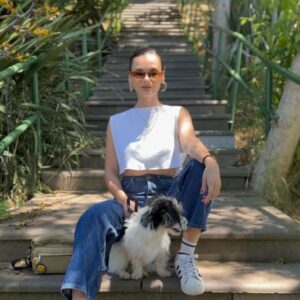 Nazlı Senem Ünal Instagram - yeni ship MilNaz 🐶👩🏻‍🦱