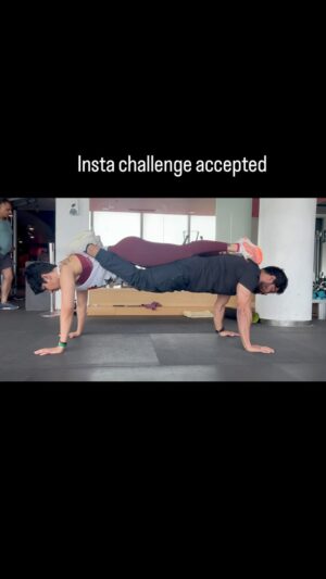 Neeti Palta Instagram - Test of core, strength, balance and a whole lot of nuttiness. 
Madness level match with @mohsink_fitness 
Camera skills @sikkaameet 
Cheerleader @bobbyoberai 
#instachallenge #trending #trendingreels #physicalfitness #gymgirl #gymmotivation #gymreels  #partnerworkout