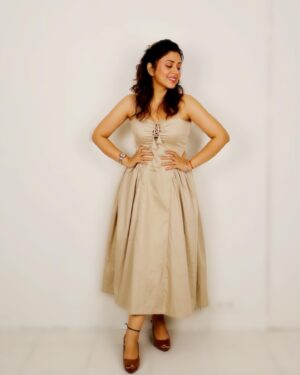 Neha Sargam Instagram - : Alexa play something from the pookie 🎀era! 
: Yes Boss 🫡

.

.
.
.
.
@mayank99683 @_charismastudio @houseofshailja @hmua_rakshapatel._
