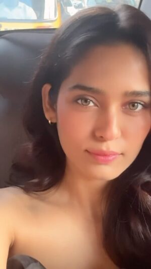 Neha Saxena Instagram - ☕️