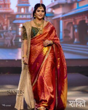 Neha Saxena Instagram - Gracing the runway our show stopper @nehasaxenaofficial ✨

𝐒𝐇𝐀𝐊𝐓𝐈 - 𝒂 𝒕𝒓𝒊𝒃𝒖𝒕𝒆 𝒕𝒐 𝒂𝒍𝒍 𝒕𝒉𝒆 𝑰𝒏𝒄𝒓𝒆𝒅𝒊𝒃𝒍𝒆 𝑾𝒐𝒎𝒆𝒏✨ 

At, 𝐆𝐥𝐨𝐛𝐚𝐥 𝐌𝐞𝐝𝐢𝐚 𝐅𝐚𝐬𝐡𝐢𝐨𝐧 𝐋𝐞𝐚𝐠𝐮𝐞, 𝐃𝐔𝐁𝐀𝐈

📸 @sanjus_photories 
Jewellery @alameen_fashion_jewels 
Draped by @draping_damini 

.
.
.
#dubai🇦🇪 #fashionshow #gmfl #dubaifashion #nehasaxena #neha #mollywoodactress #mollywood #actor #actress #kanchipuram #kanchipuramsaree #indiantradition #indianwedding #indiantradition #traditional #localindia