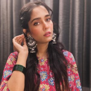Neha Saxena Instagram - 🌷