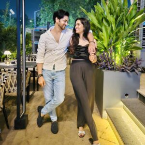 Neha Saxena Instagram - Today and everyday wishing only the best for you🤎🥂 Happy Happy birthday my 🌍
