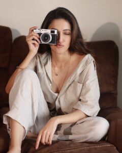 Actress Neha Shetty HD Instagram Photos and Wallpapers August 2024