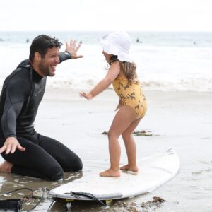 Neiman Gracie Instagram - Happy international surf day 🏄‍♂️🤙🏼❤️