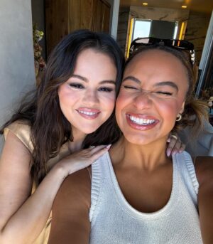 Nia Sioux Instagram - rare occasion