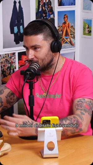 Nick Cerioni Instagram - Pensare che le canzonette siano solo canzonette è spesso riduttivo, ce lo racconta anche @bertiorietta che ci mostra come un capolavoro del pop come “Finché la barca va” nasconda al suo interno un messaggio universale e filosofico.
Farsi portatori di parole “pensanti” ma dette in maniera leggera è un duro lavoro che solo certe regine possono permettersi di fare: Orietta è un’imperatrice

Mentre vi gustate le sagge parole di Queen O sappiate che domani esce una nuova puntata di “Is It Sexy?” In cui finalmente si parlerà di SEXY TIMES @est_radio 

Ascolta “is it sexy?” Su tutte le piattaforme ❤️
