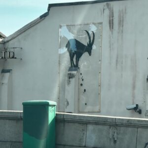 Nick Frost Instagram - Just swung by to see the Banksy. So cool. @banksy
