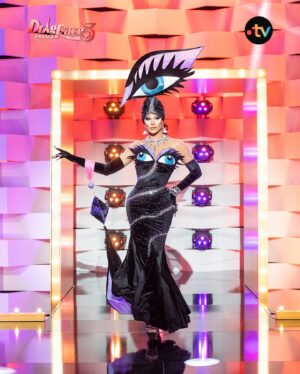 Nicky Doll Instagram - Eye see you 🧿

✨ Une Étoile de l’Opéra et une Star de cinéma, rien que ça ! Les extraordinaires Guillaume Diop et Virginie Efira sont aux premières loges du Talent Show cette semaine ! 

#DragRaceFrance tous les vendredis dès 19h sur la plateforme @france.tv et à partir de 22h55 sur France 2 🏁
—————
✨ The sensational @guillaumediop 🩰 and the iconic @efira_virginie 🎬 join us for this legendary episode 2 of @dragrace_france season 3! On @france.tv and worldwide on @wowpresentsplus 👠