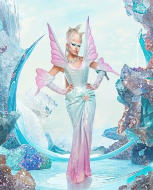 Nicky Doll Instagram - I had crystallized 🦋

Shot by @ranobrac 
Hair @parizhair 
Makeup @kam_hugh 
Nails @lapetitejesse 
Outfit @rochart_design @cozzeppe ✨
Jewelry @gv.jewels_costumes