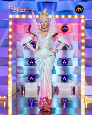 Nicky Doll Instagram - La plus folle des demi-finales attend nos queens ! Et pour l’occasion la star mondiale Diane Kruger et le talentueux Panayotis Pascot rejoignent le jury ! ✨🦋
#DragRaceFrance tous les vendredis dès 19h sur la plateforme @france.tv et à partir de 22h55 sur France 2

——

The time has come. Our queens are going balls to the wall for this crazy semi finale of @dragrace_france 
Joining me: the LEGENDARIES @dianekruger & @panayotispascot 

Available worldwide on @wowpresentsplus ✨🦋