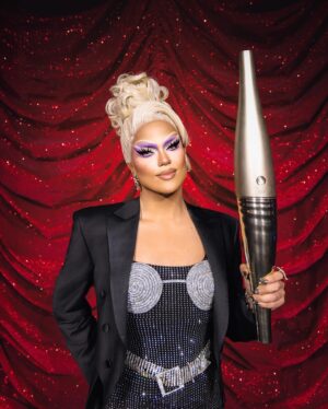 Nicky Doll Instagram - « Plus vite (bof...)
Plus haut (talons de 15 cm ✓)
Plus fort(e) »

C’est avec une grande fierté que je vous annonce que je ferai partie du relais de la Flamme des Jeux de Paris 2024 en tant qu’ambassadrice !
Ce sera pour moi une joie et un honneur d’incarner les valeurs de respect, d’ouverture, mais également de compétition que symbolisent ces Jeux. 
Rendez-vous le 12 mai à 18h55 pour vivre ensemble ce moment LE-GEN-DAIRE !

#Paris2024

It is with great pride that I announce that I will be ambassador of the Torch Relay for the Paris 2024 Olympic Games ! It will be a pure joy and a true honor for me to embody the values of respect. open mindness, but also competition that these Games stand for. See you on May 12 at 6.55pm to experience this LE-GEN-DARY moment together! 

#Paris2024