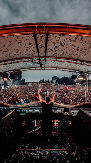 Nicky Romero Instagram - 👀👀👀