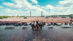 Nico Sallach Instagram - ROCK IM PARK
You all know how it is... when something is fun, it ends way too soon... You were amazing!! Today, it’s ROCK AM RING...a dream is coming true! LET’S GOOOOO 🔥

📸 @robert_nowell_photography @dajoeberlei