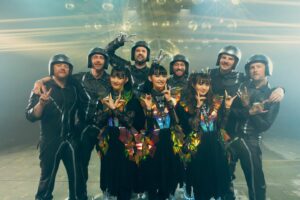 Nico Sallach Instagram - 🪩„RATATATA“ is OUT NOW!🪩
Check out @babymetal_official ‘s and our new music video on youtube, stream it on all platforms and play it as loud as you can!🖤🤘🏻
Link is in my bio!
#electriccallboy #babymetal #releaseday
#musicvideo #RATATATA