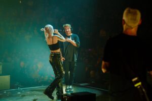 Nico Sallach Instagram - ANTWERP! Thank you for a very special night! It was the first arena show ever in your beautiful country, and we couldn't be happier right now!!! 🙏❤️

📸 @robert_nowell_photography 

#ec #electriccallboy #tekkno