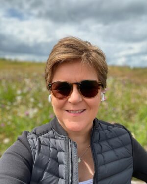 Nicola Sturgeon Instagram - Four seasons in one day on my walk earlier - but a good reminder of how good walking is for physical and mental health…and how, even in the city, there are gorgeous places to go. 

#walking #exercise #health #mindfulness #glasgow #scotland