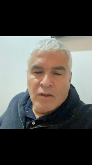 Nicolás Larraín Instagram - ESTE VIERNES EN CURICO SHOW EE HUMOR https://www.passline.com/eventos/show-de-stand-up-nicolas-larrain-en-curico