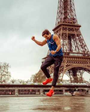 Nicolas Prattes Instagram - Vou correr a Maratona Olímpica de Paris 2024 ✅💙

Nem sei o que dizer, só quero curtir esse momento, celebrar a vida e viver esse Sonho ❤️

#AllezParis #SoundMindSoundBody