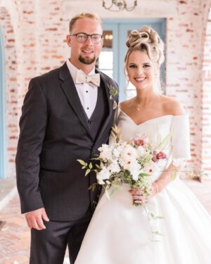 Nicole Franzel Instagram - Happy 30th 🥳 to my baby brother, man of honor, Godfather to Arrow, my built in best friend and the best uncle! We love you so much and I pray you always keep that heart of gold 💛. You’re the best, Jesse! 🥰